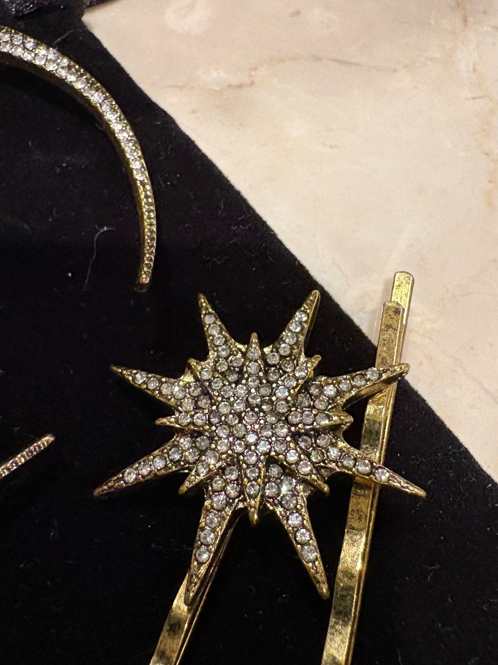 Anthropologie Celestial Gold Moon & Star Rhinestone Hair Pin Set (five pieces) - Picture 4 of 6